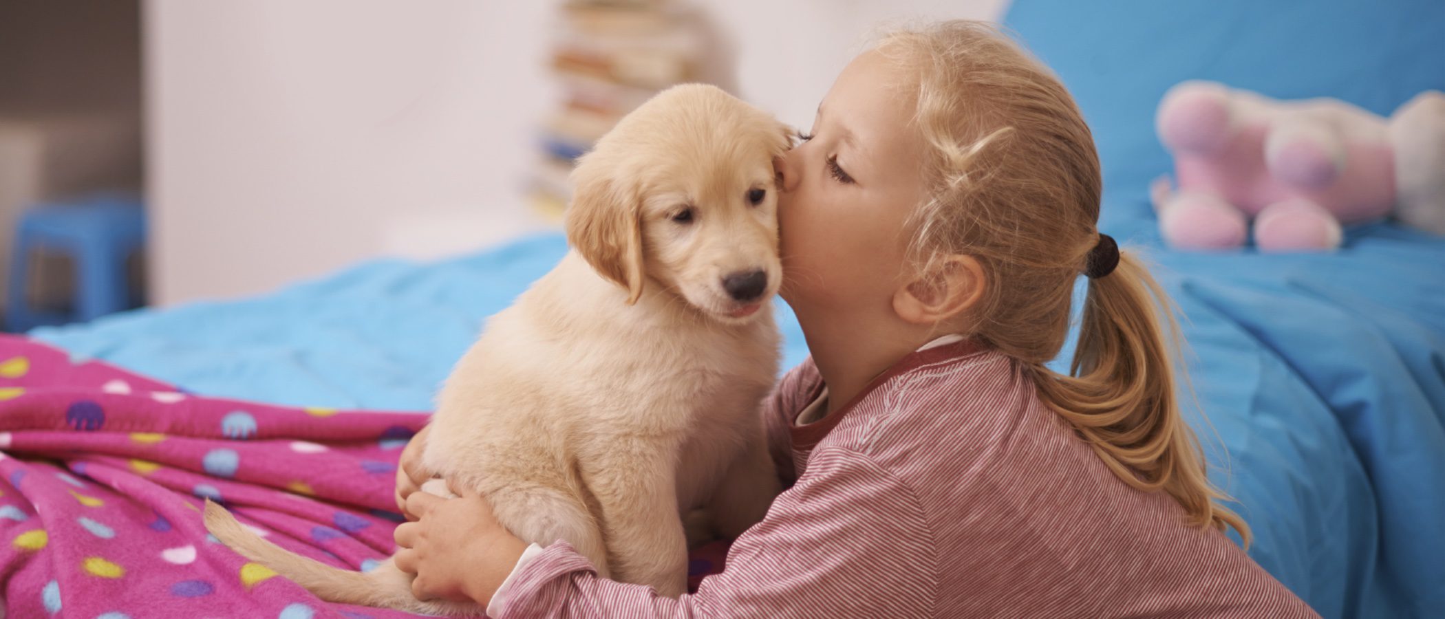 Los beneficios de tener un perro en casa cuando tenemos hijos pequeños
